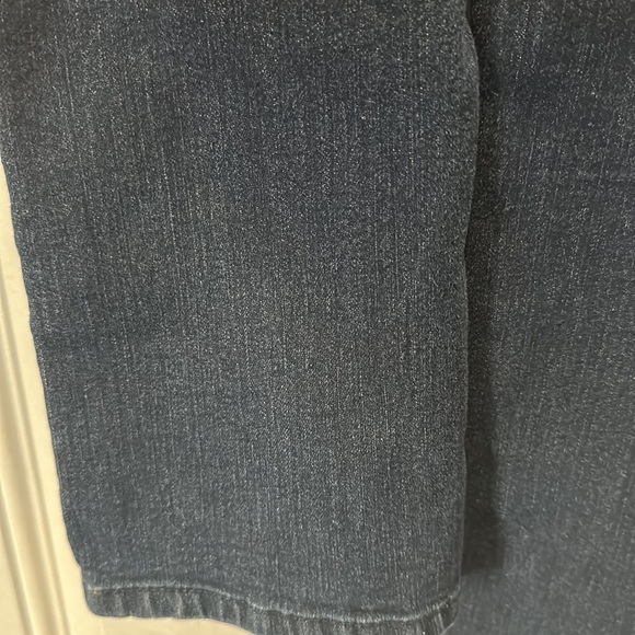 Bella Vida Maternity - Picture 11 of 13